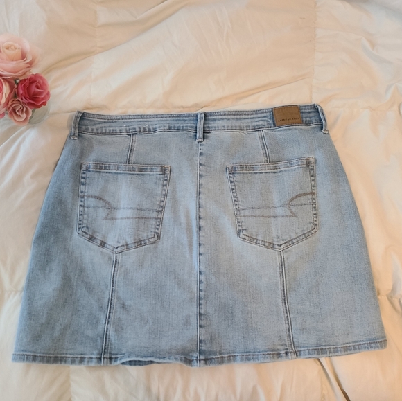 American Eagle Button Down Skirt - Picture 2 of 3
